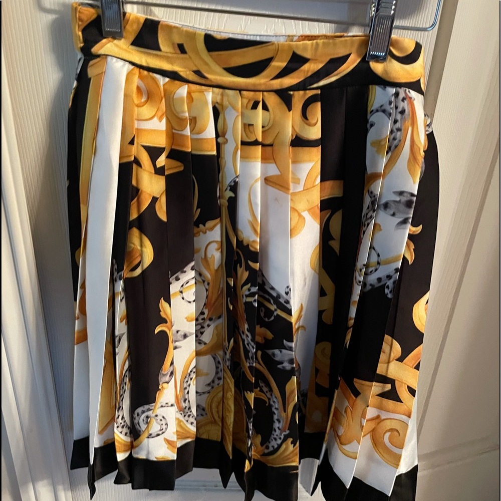 Versace Barocco printed short skirt with slit